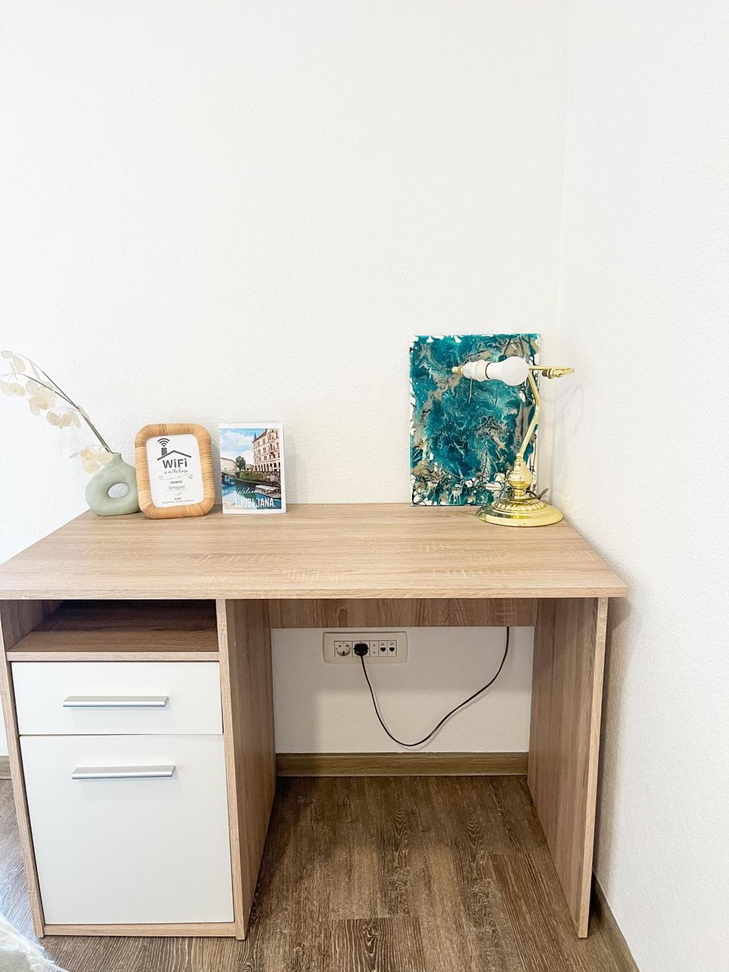Anita'S Studio Apartments Ljubljana Eksteriør billede