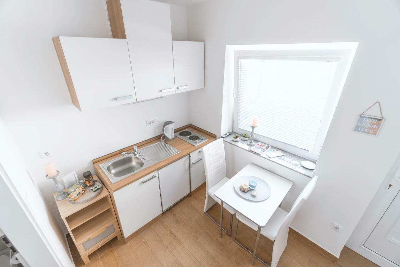 Anita'S Studio Apartments Ljubljana Eksteriør billede